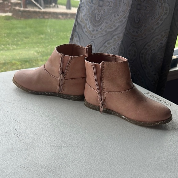 Old Navy Kids Pink Ankle Boots size 11 - Picture 4 of 6